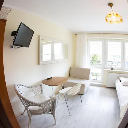 Ubytování v soukromí Zdroj *